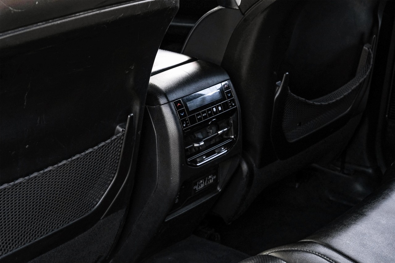 Jeep Grand Cherokee 4xe Vehicle Main Gallery Image 43