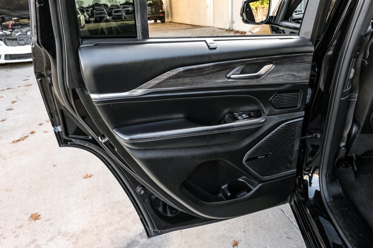 Jeep Grand Cherokee 4xe Vehicle Main Gallery Image 55