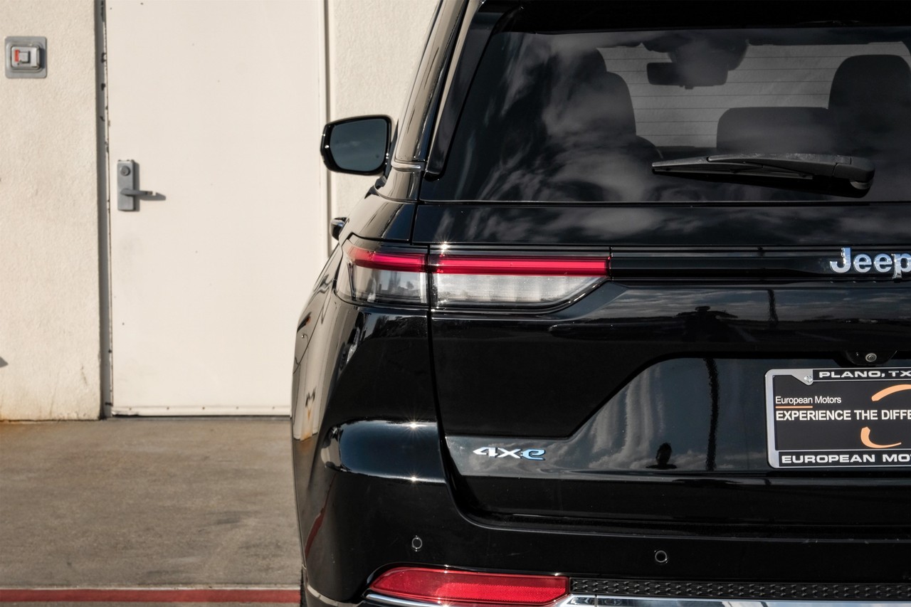 Jeep Grand Cherokee 4xe Vehicle Main Gallery Image 60