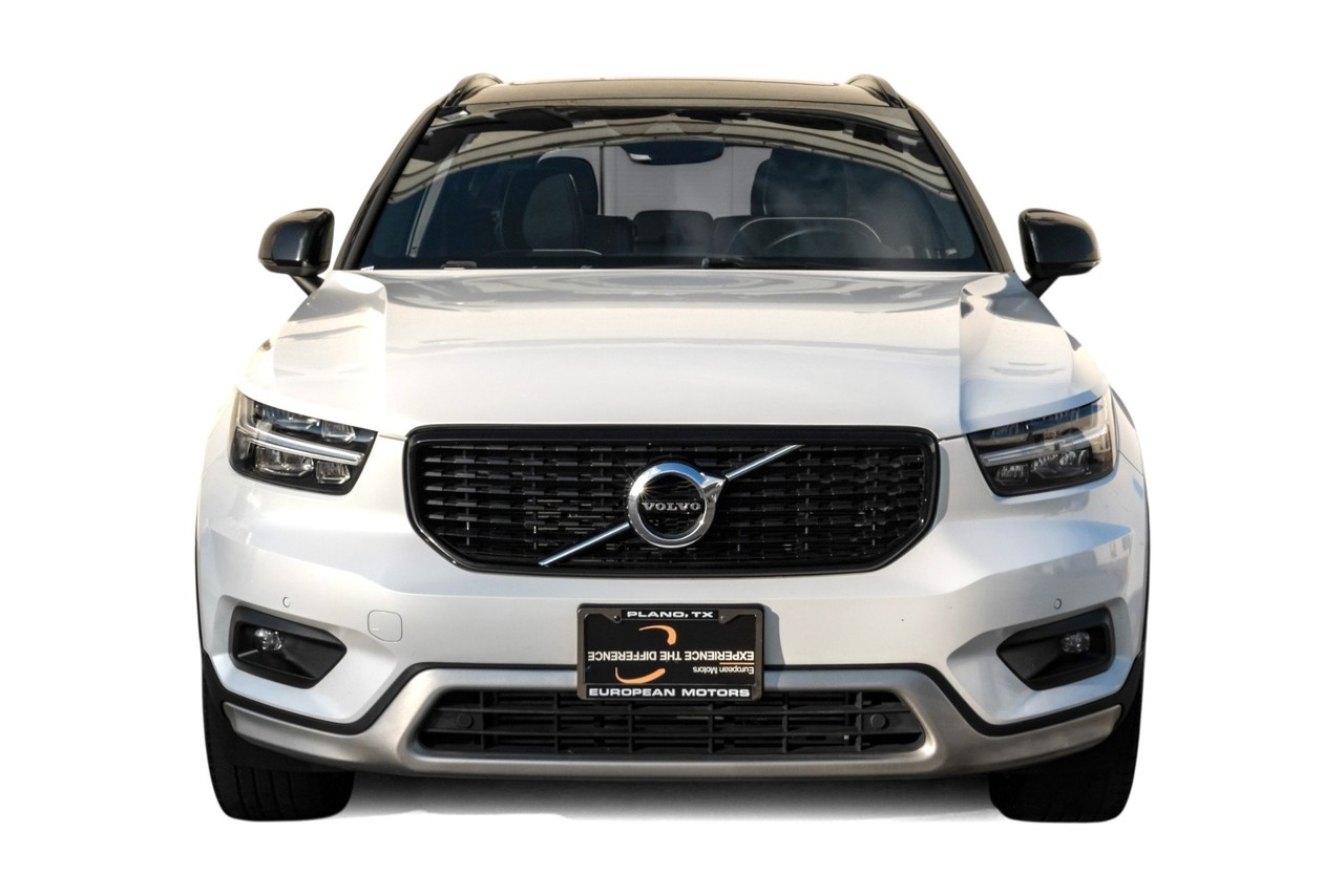 Volvo XC40 Vehicle Main Gallery Image 06