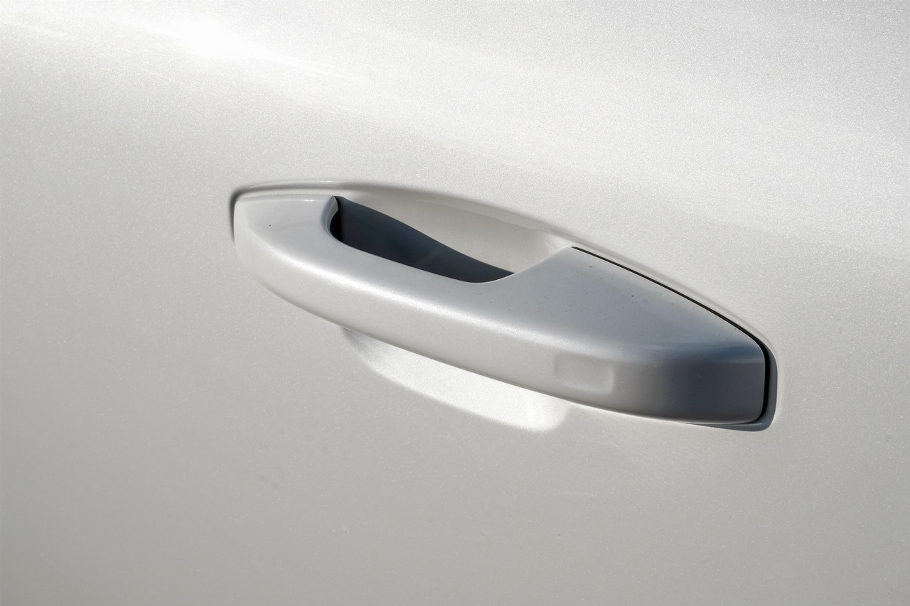 Volvo XC40 Vehicle Main Gallery Image 44