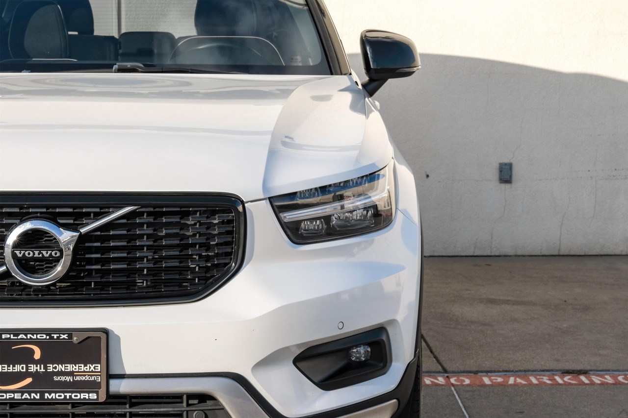 Volvo XC40 Vehicle Main Gallery Image 53