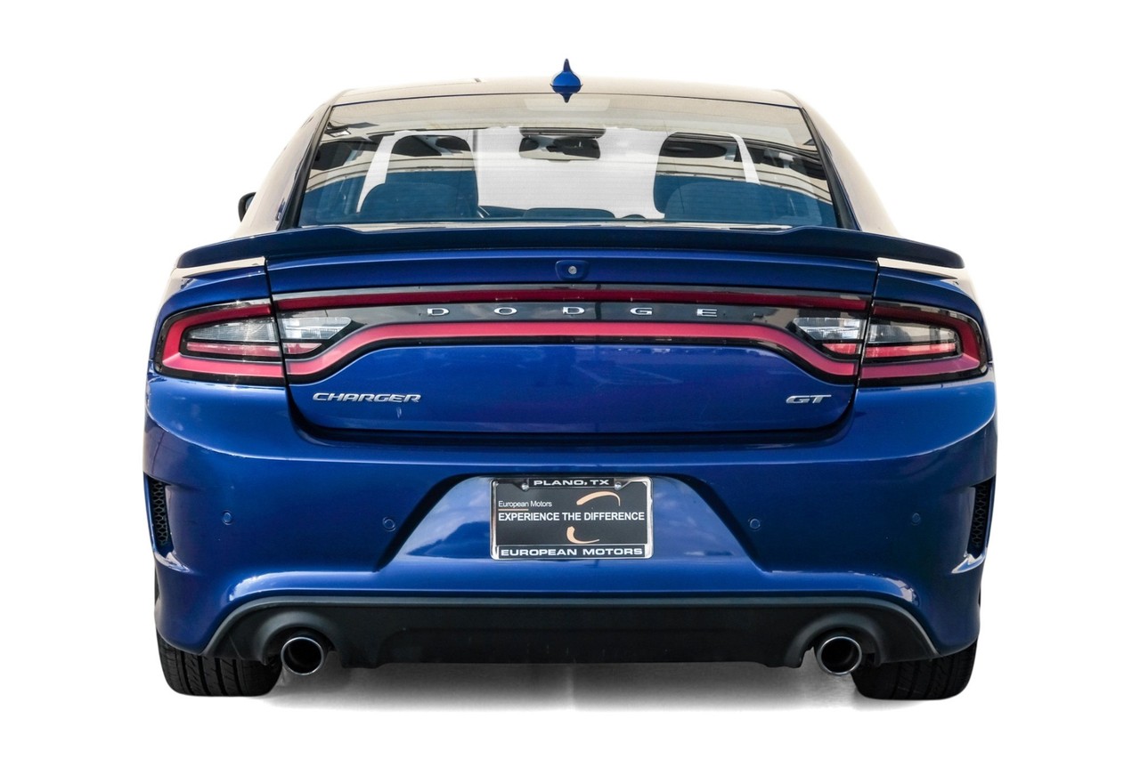 Dodge Charger Vehicle Main Gallery Image 09