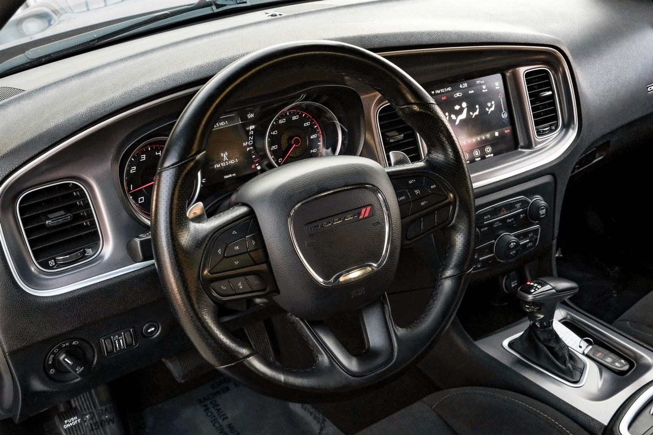 Dodge Charger Vehicle Main Gallery Image 15