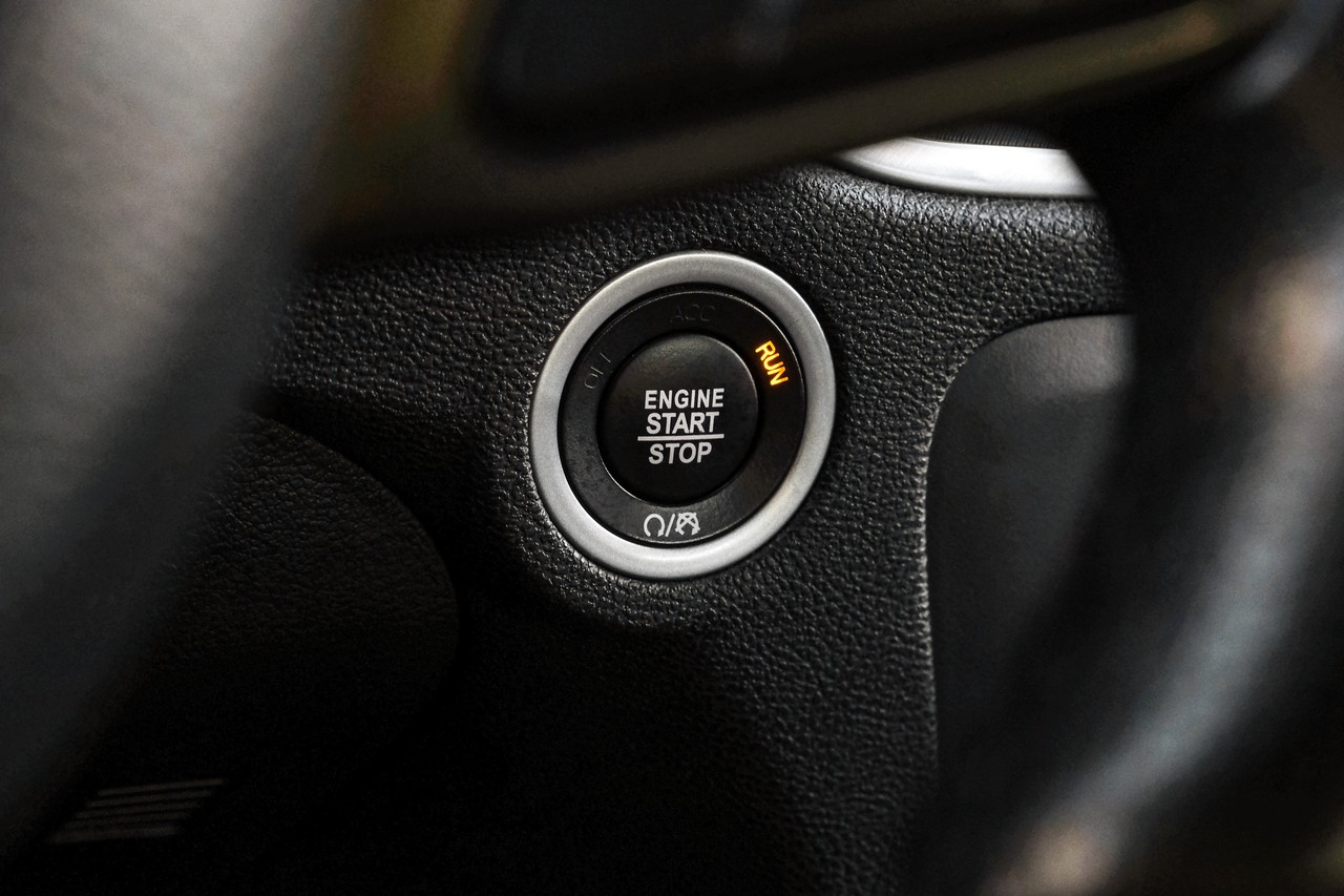 Dodge Charger Vehicle Main Gallery Image 21