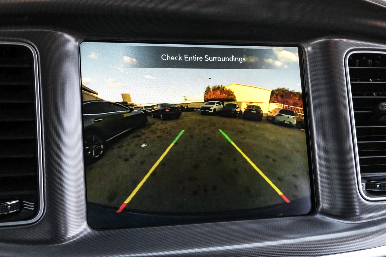 Dodge Charger Vehicle Main Gallery Image 28