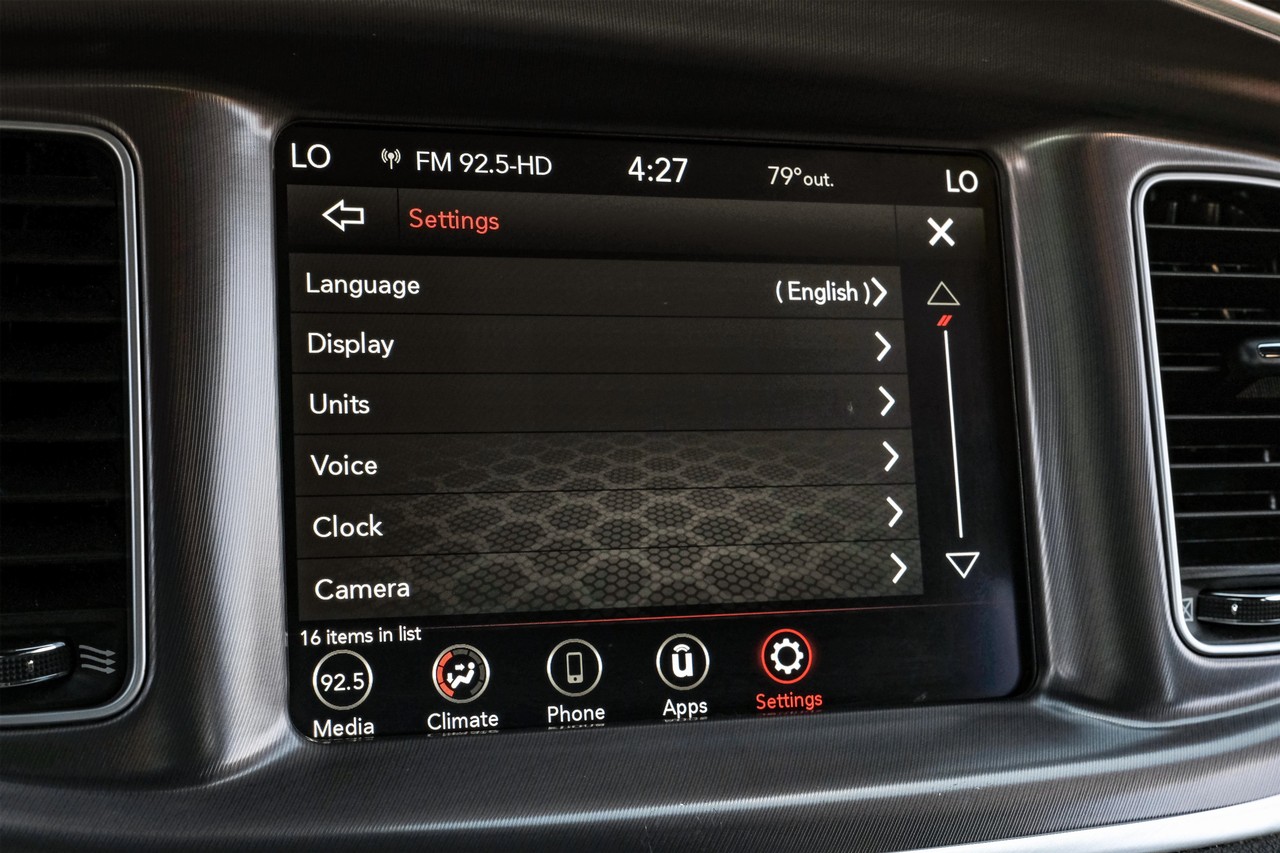 Dodge Charger Vehicle Main Gallery Image 32