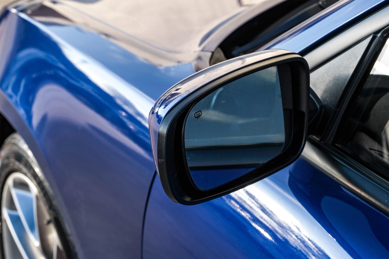 Dodge Charger Vehicle Main Gallery Image 44