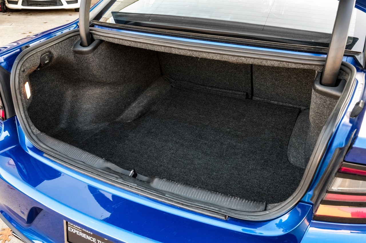 Dodge Charger Vehicle Main Gallery Image 53