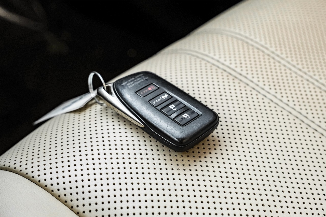 Lexus RX Vehicle Main Gallery Image 60