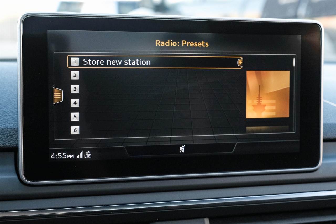 Audi A4 Vehicle Main Gallery Image 29