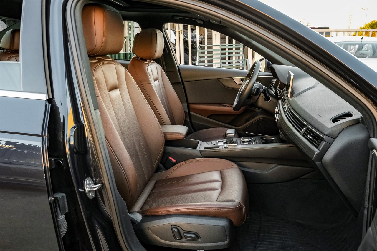 Audi A4 Vehicle Main Gallery Image 33