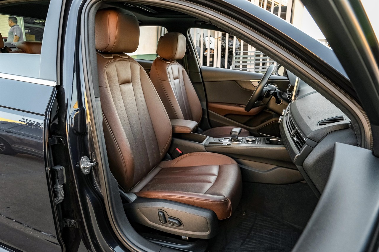 Audi A4 Vehicle Main Gallery Image 34