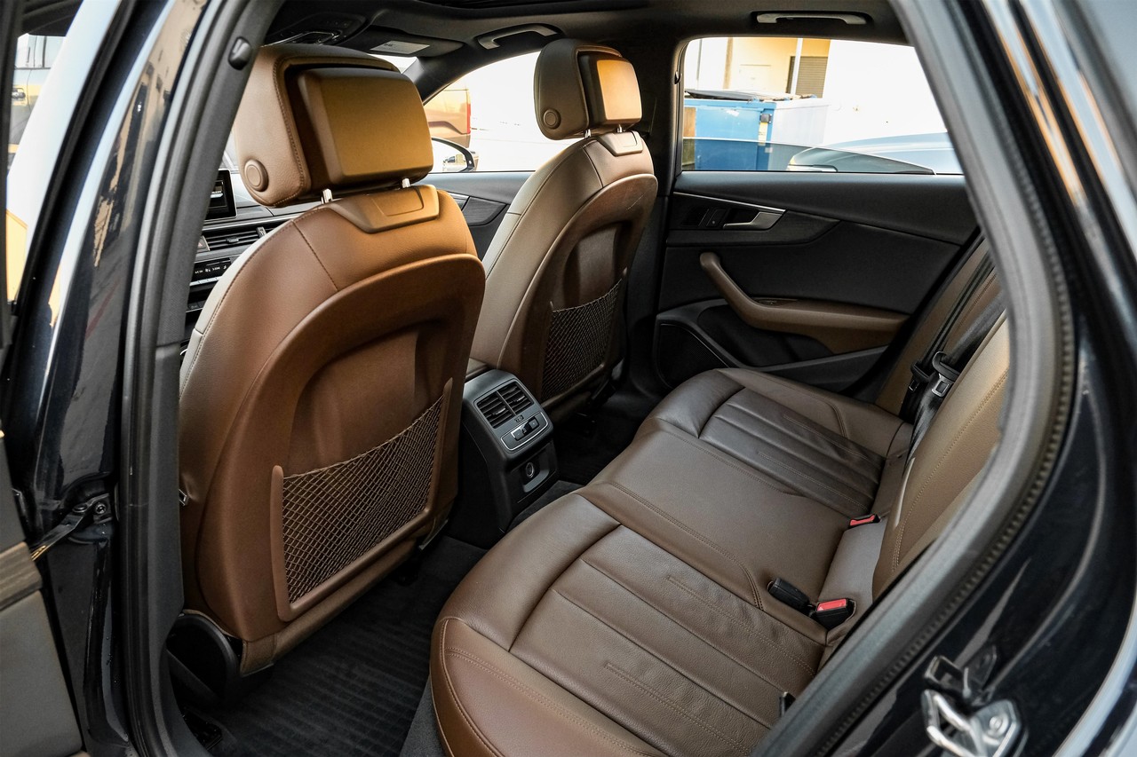 Audi A4 Vehicle Main Gallery Image 40