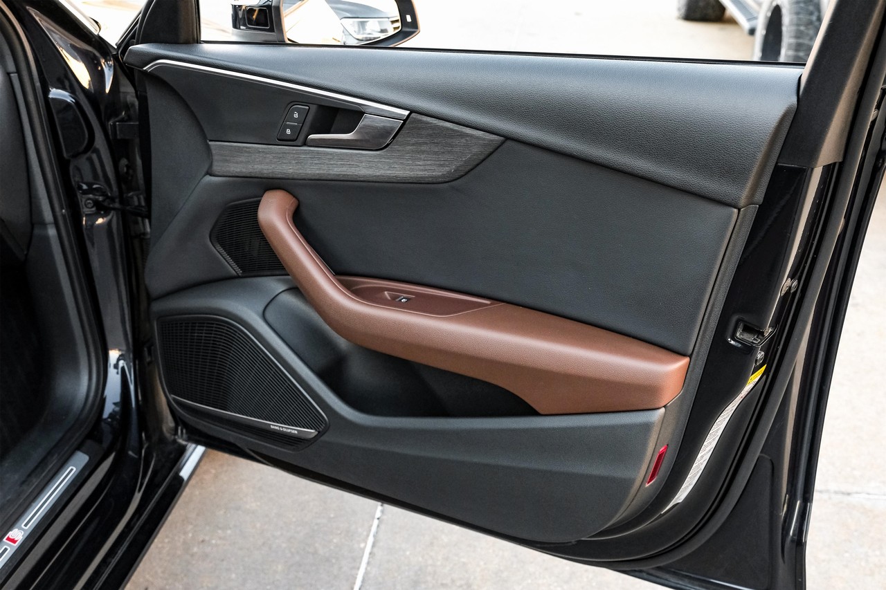 Audi A4 Vehicle Main Gallery Image 46