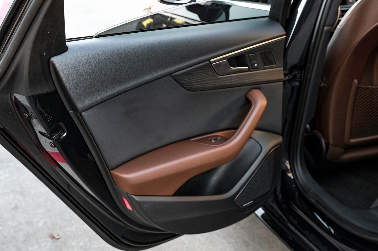 Audi A4 Vehicle Main Gallery Image 47