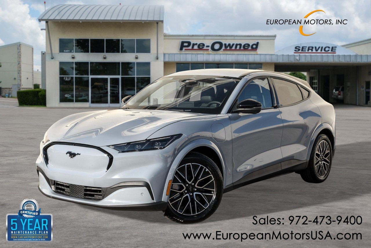 Ford Mustang Mach-E Vehicle Main Gallery Image 01