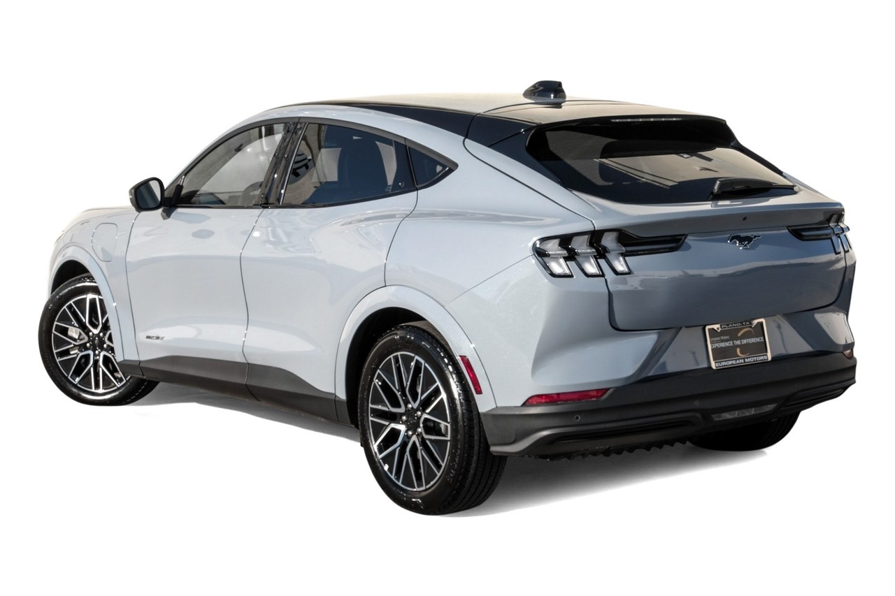 Ford Mustang Mach-E Vehicle Main Gallery Image 10