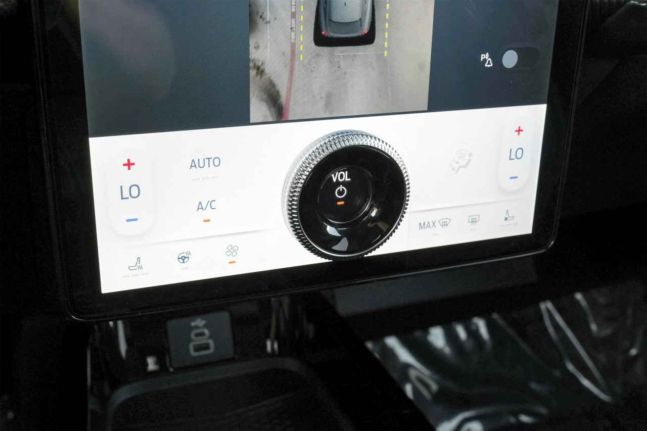 Ford Mustang Mach-E Vehicle Main Gallery Image 29