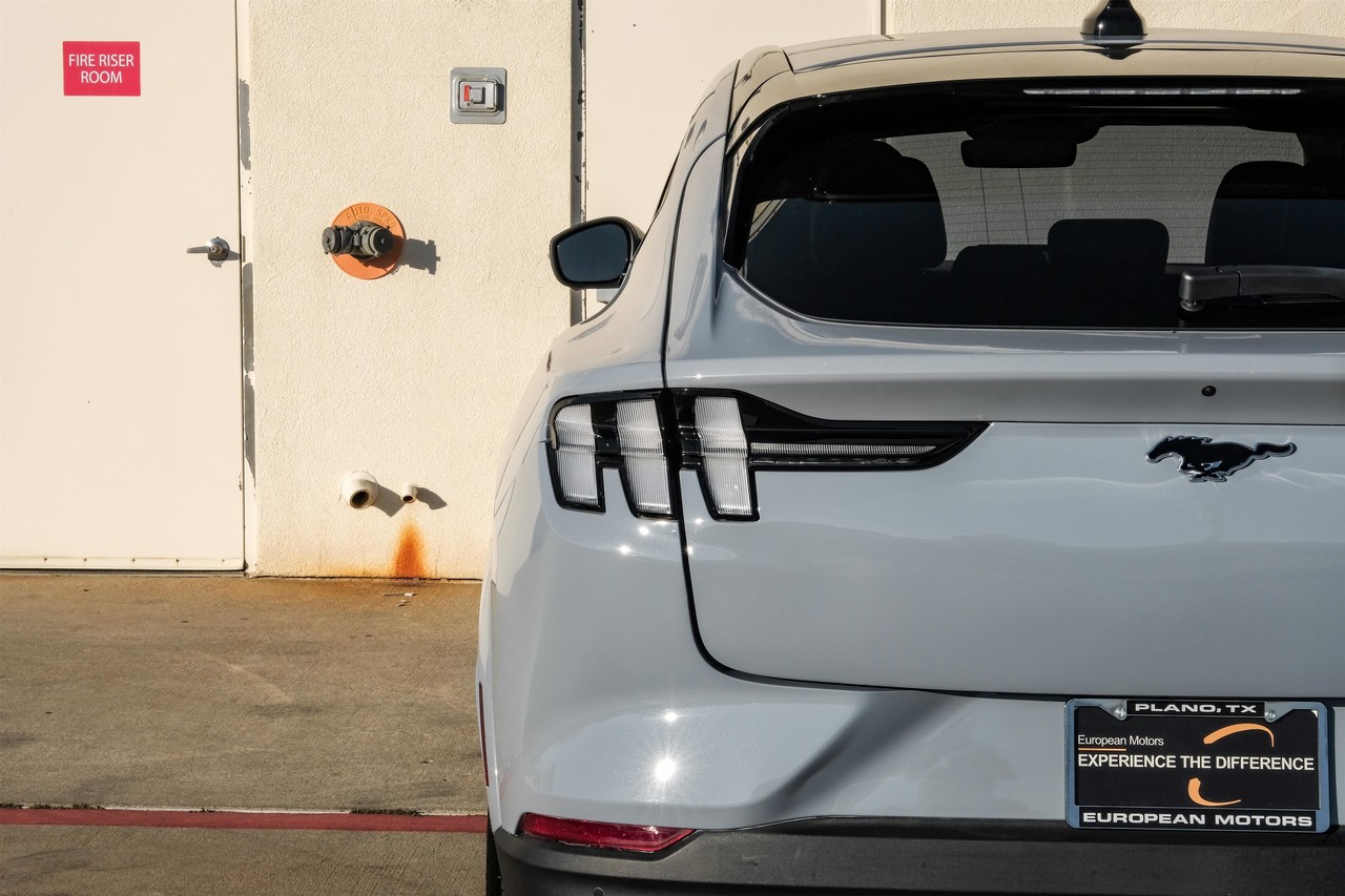 Ford Mustang Mach-E Vehicle Main Gallery Image 56