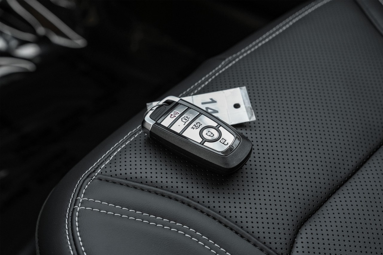 Ford Mustang Mach-E Vehicle Main Gallery Image 65