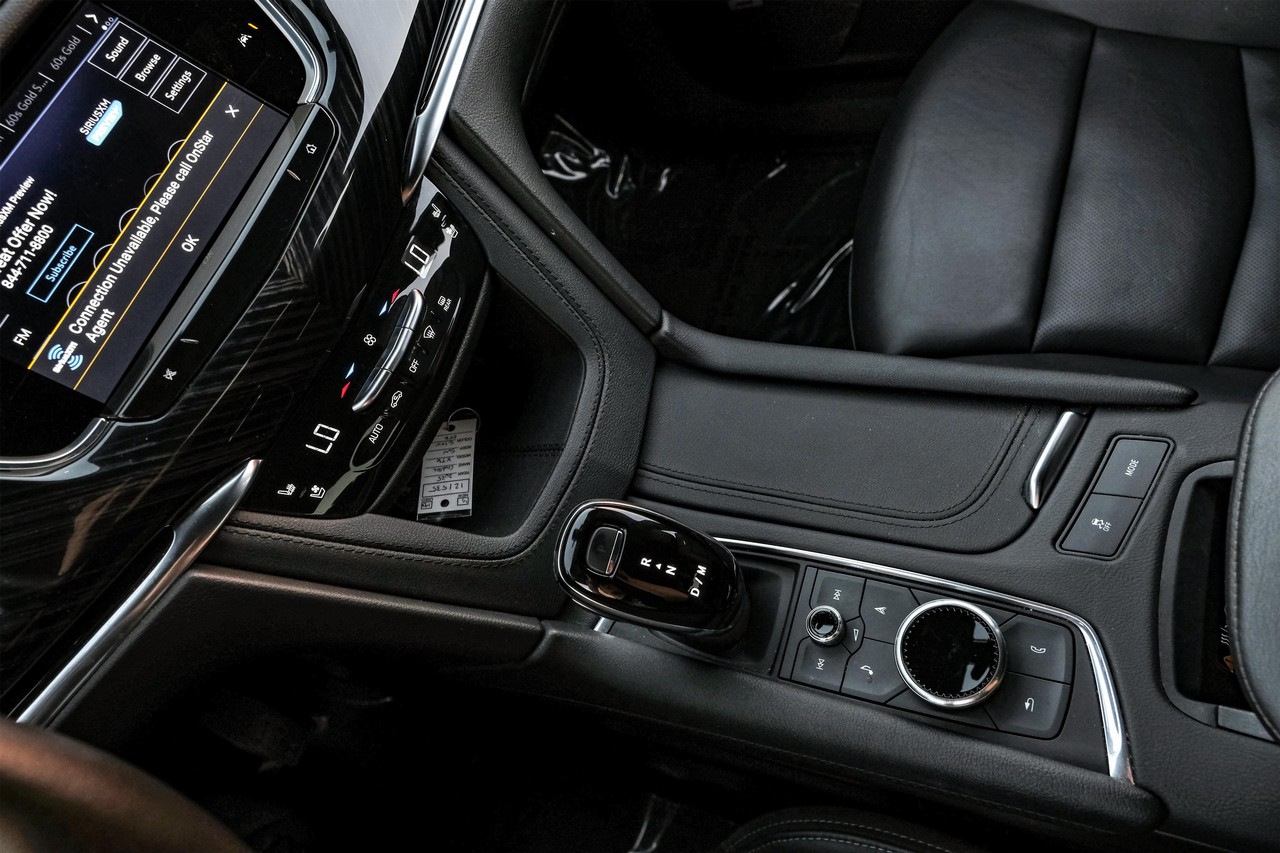 Cadillac XT6 Vehicle Main Gallery Image 24