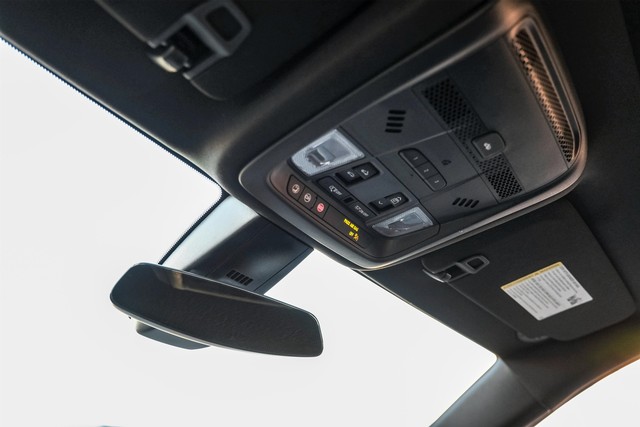 Cadillac XT6 Vehicle Main Gallery Image 29