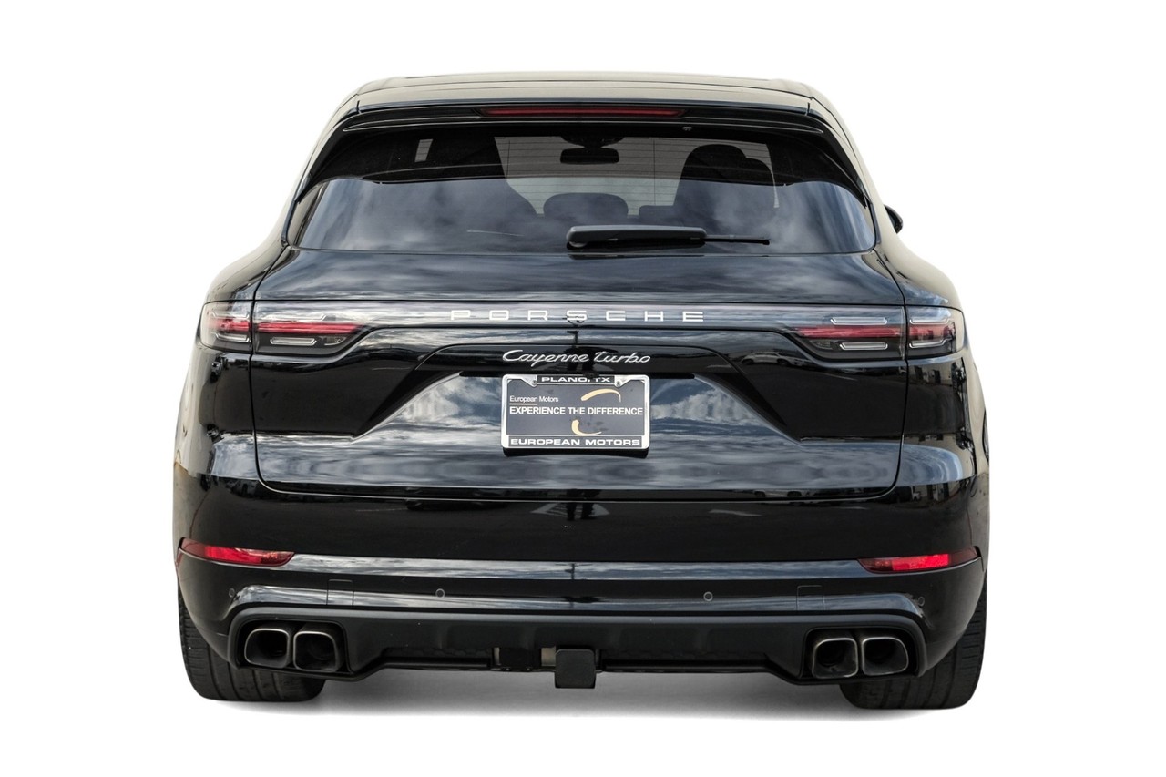Porsche Cayenne Vehicle Main Gallery Image 10