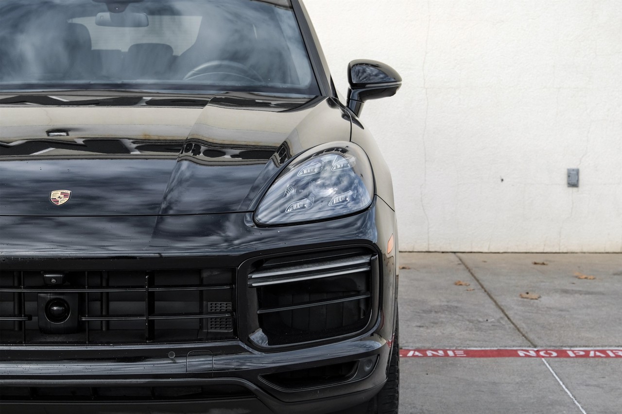 Porsche Cayenne Vehicle Main Gallery Image 56