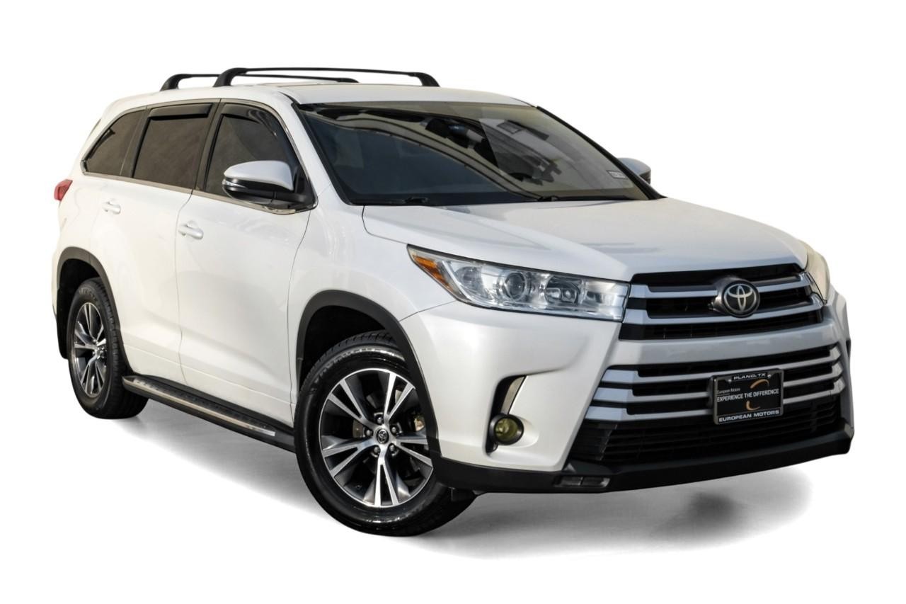 Toyota Highlander Vehicle Main Gallery Image 06