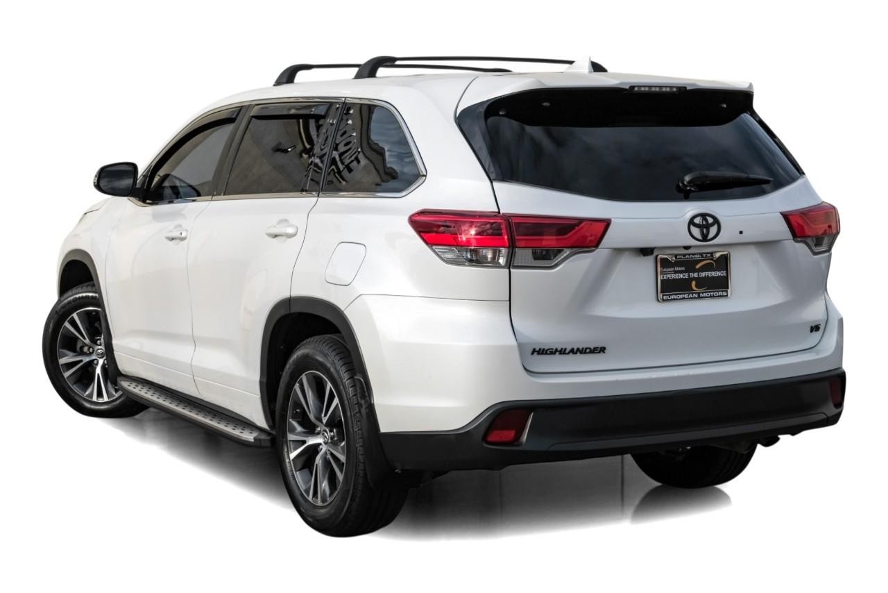 Toyota Highlander Vehicle Main Gallery Image 10