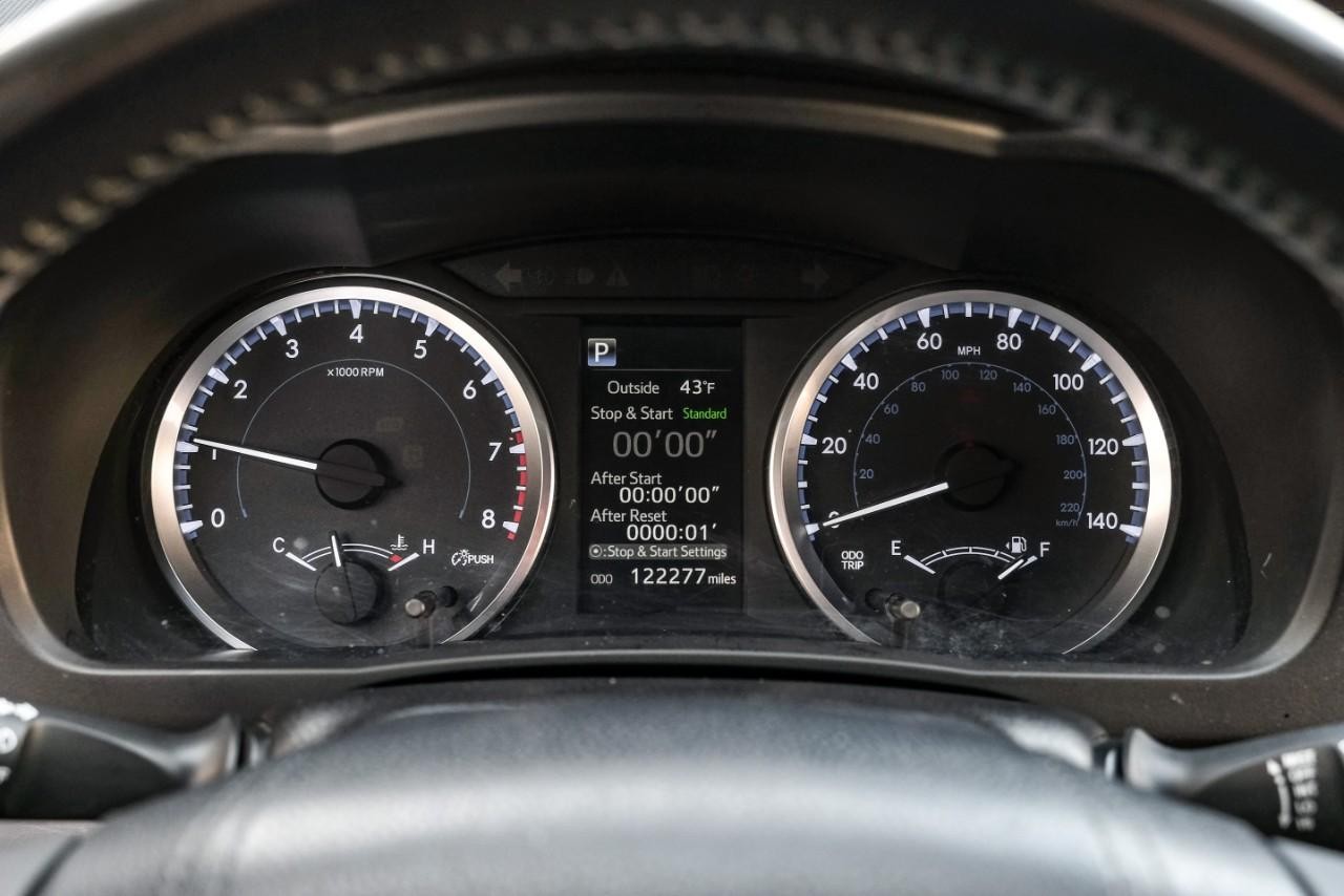 Toyota Highlander Vehicle Main Gallery Image 19