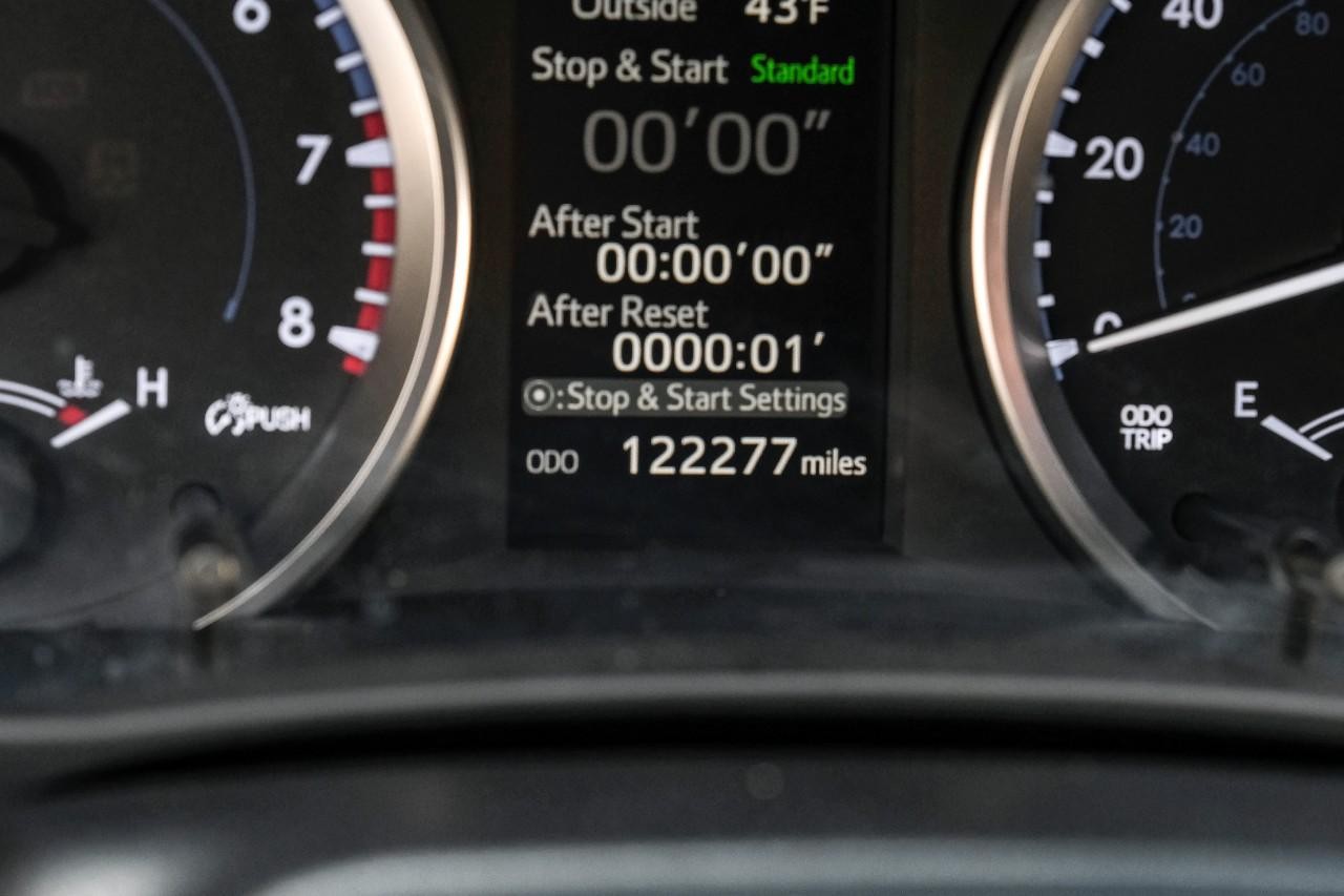 Toyota Highlander Vehicle Main Gallery Image 20