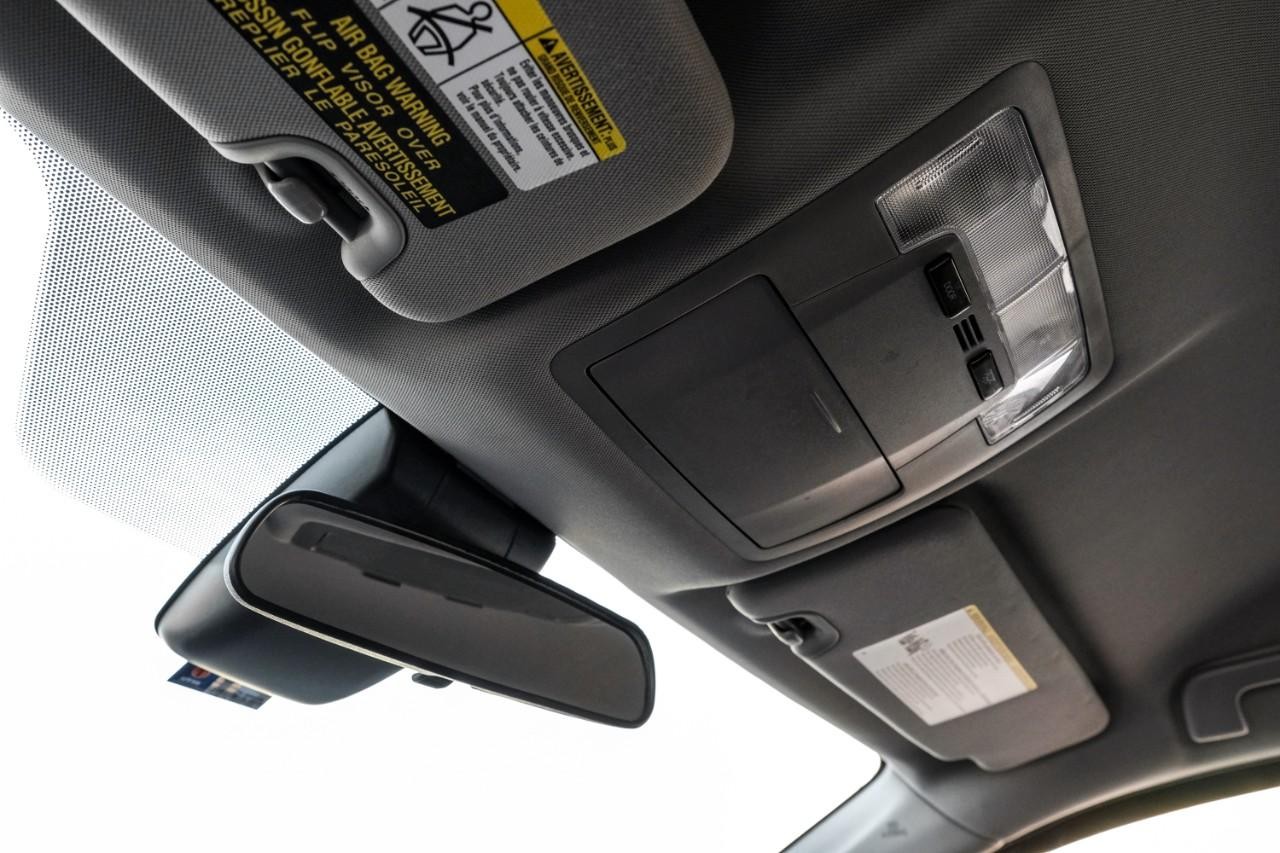 Toyota Highlander Vehicle Main Gallery Image 25