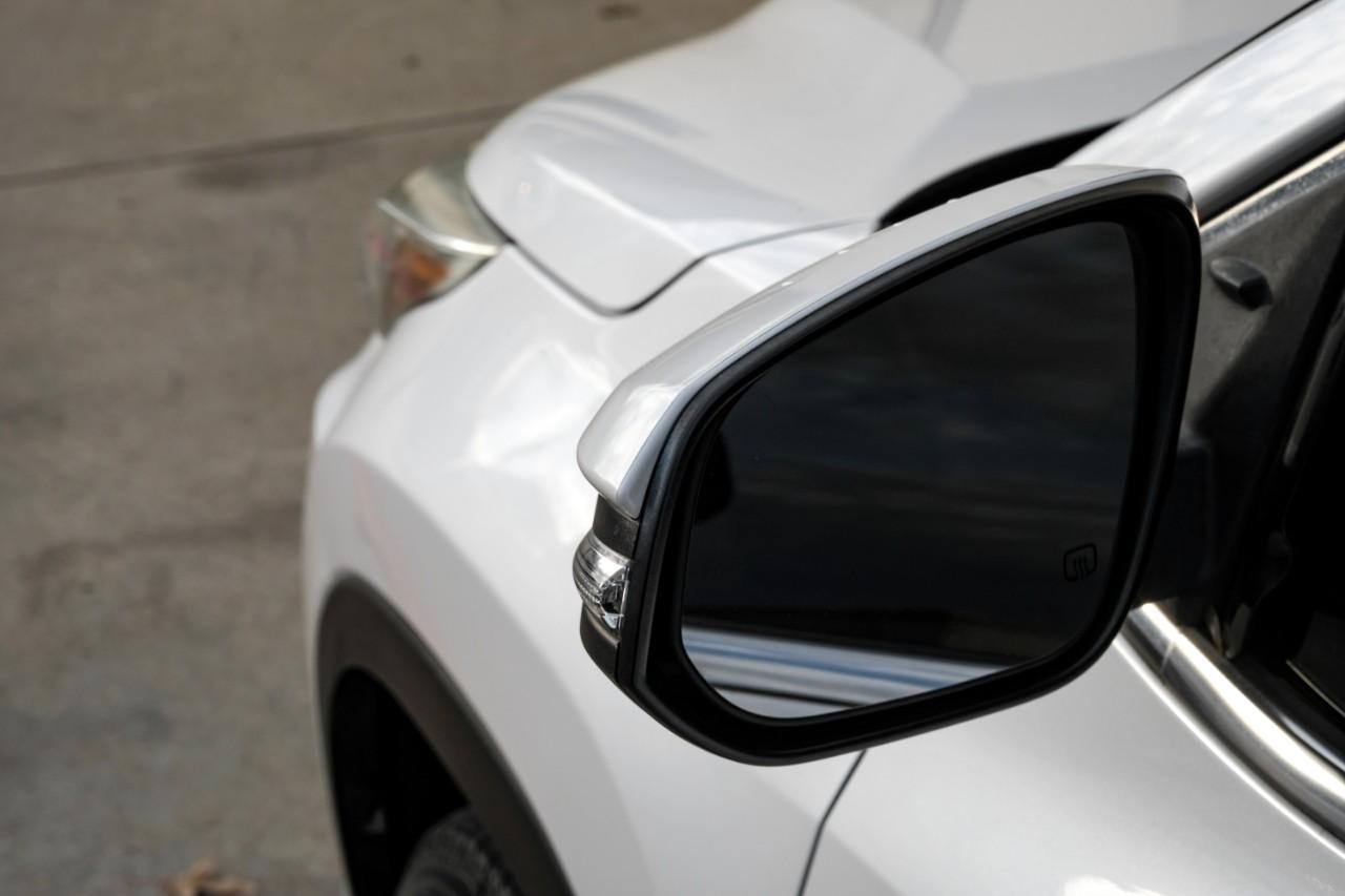 Toyota Highlander Vehicle Main Gallery Image 40