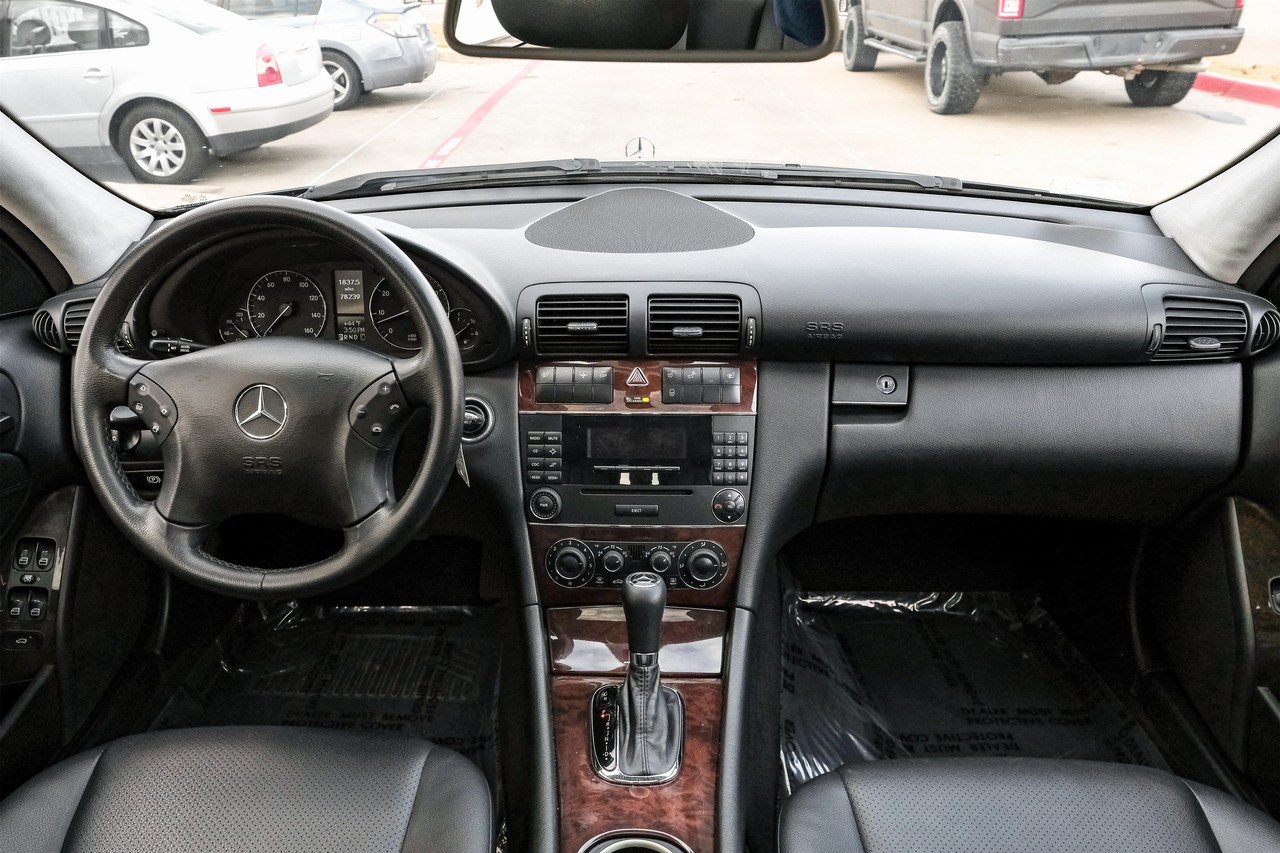 Mercedes-Benz C 280 Vehicle Main Gallery Image 14