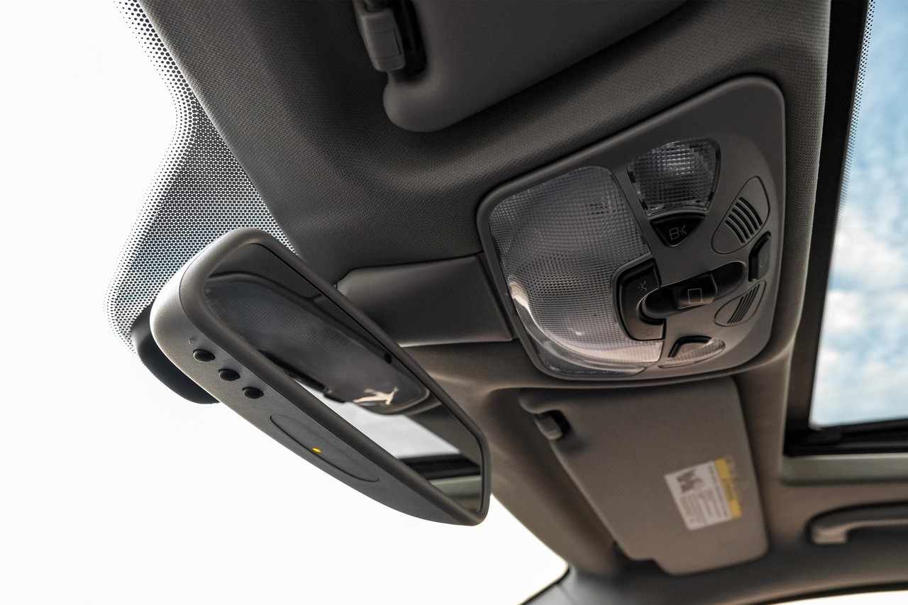 Mercedes-Benz C 280 Vehicle Main Gallery Image 25