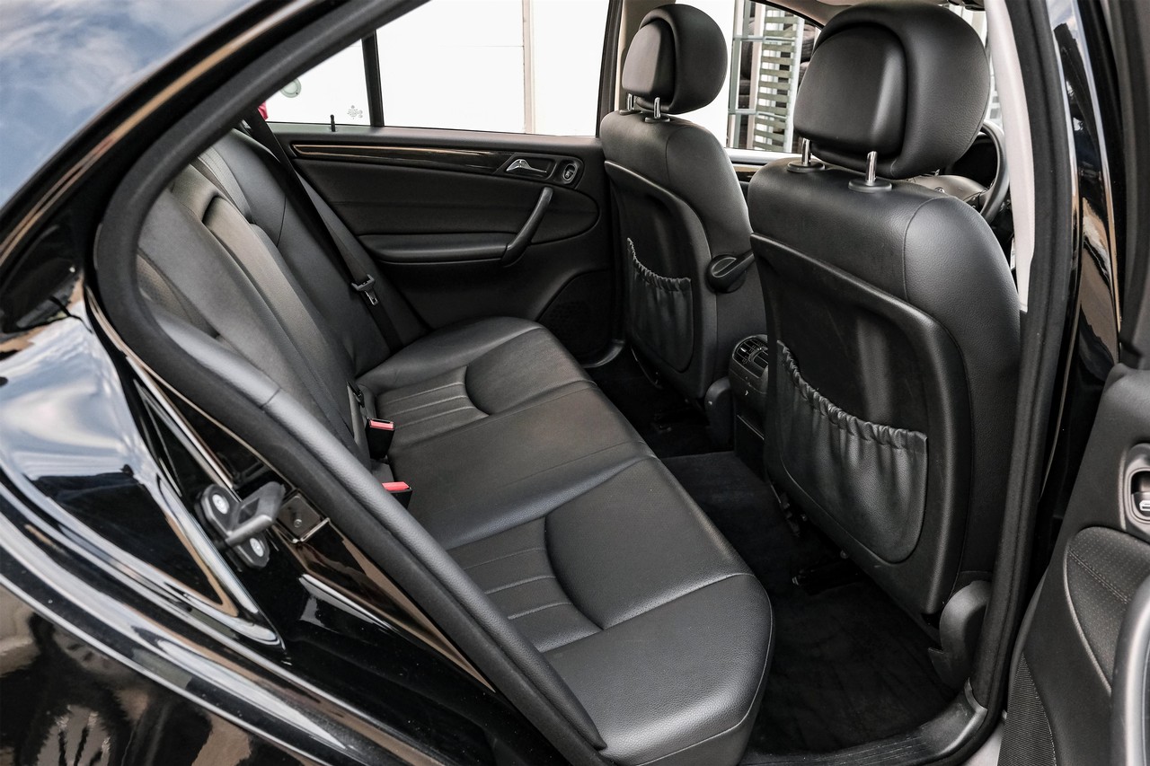 Mercedes-Benz C 280 Vehicle Main Gallery Image 30