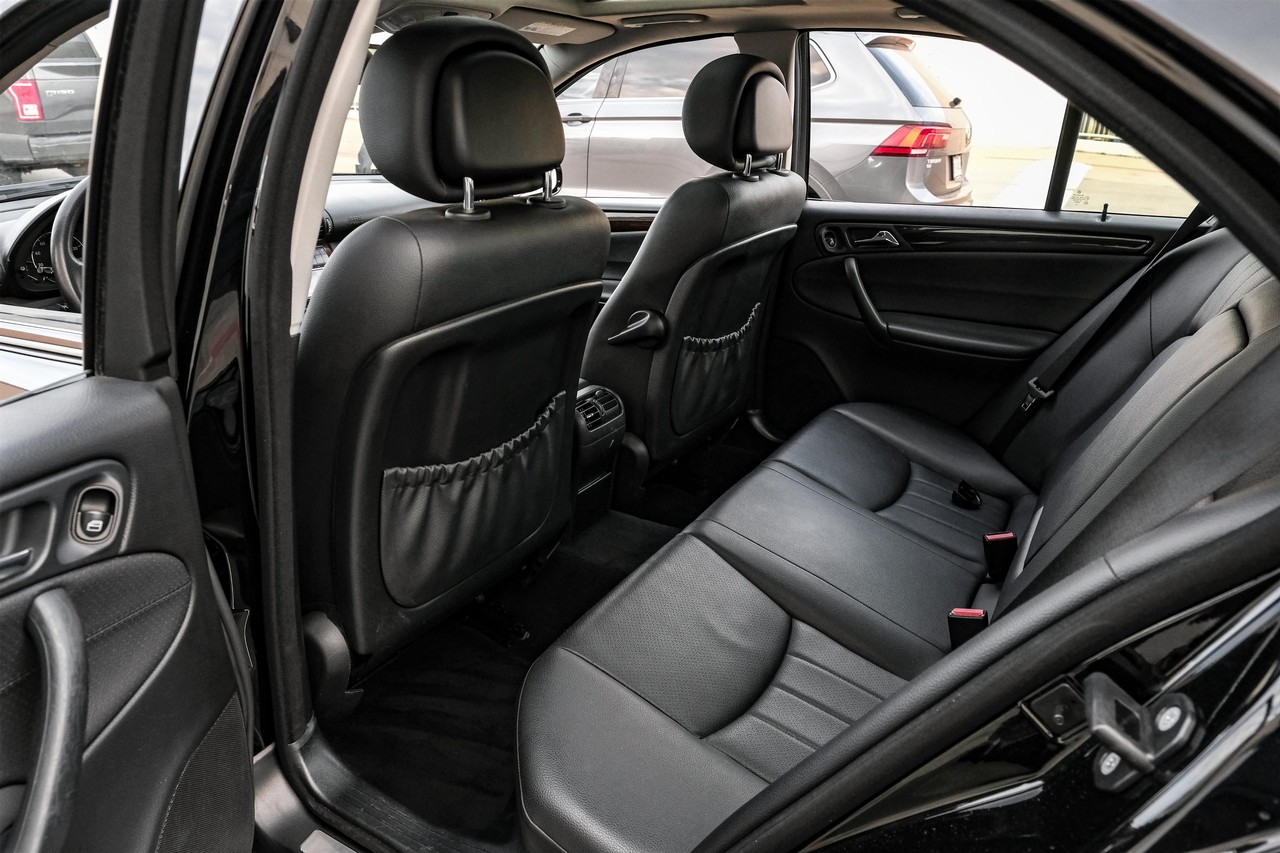 Mercedes-Benz C 280 Vehicle Main Gallery Image 32