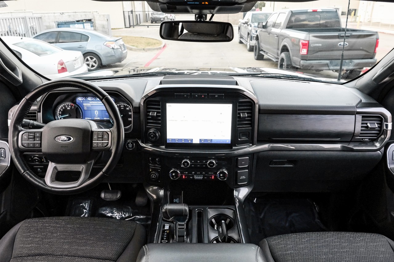 Ford F-150 Vehicle Main Gallery Image 14