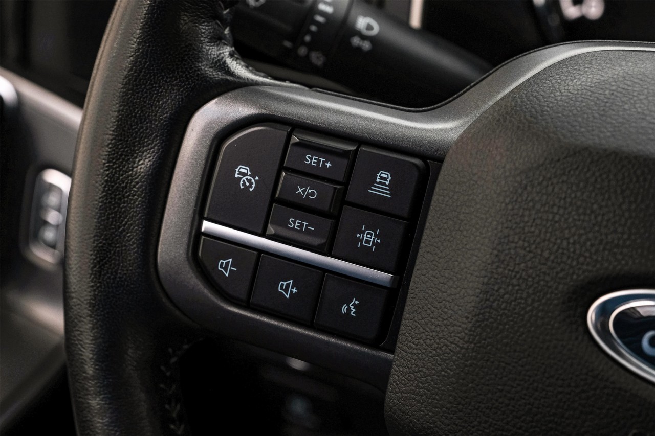 Ford F-150 Vehicle Main Gallery Image 16