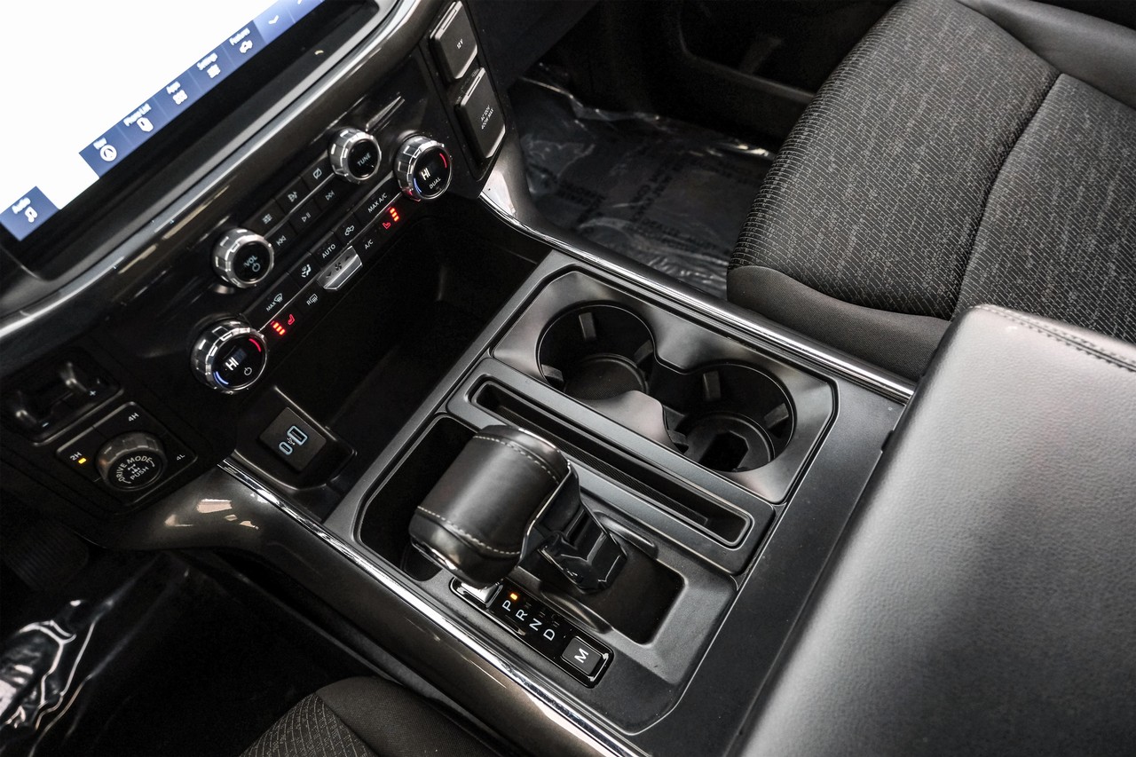 Ford F-150 Vehicle Main Gallery Image 24