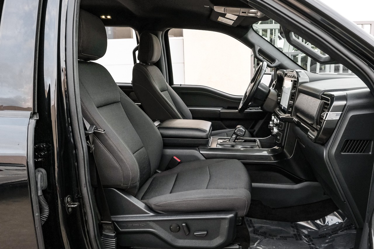 Ford F-150 Vehicle Main Gallery Image 35