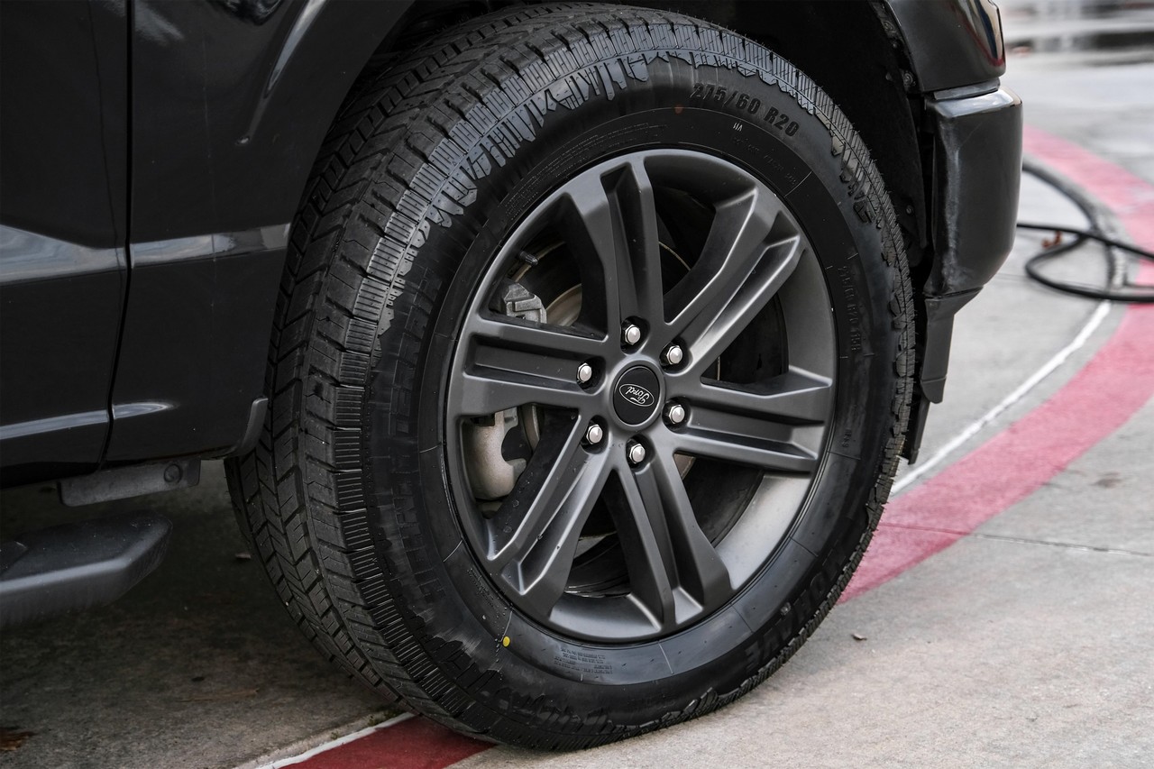 Ford F-150 Vehicle Main Gallery Image 55