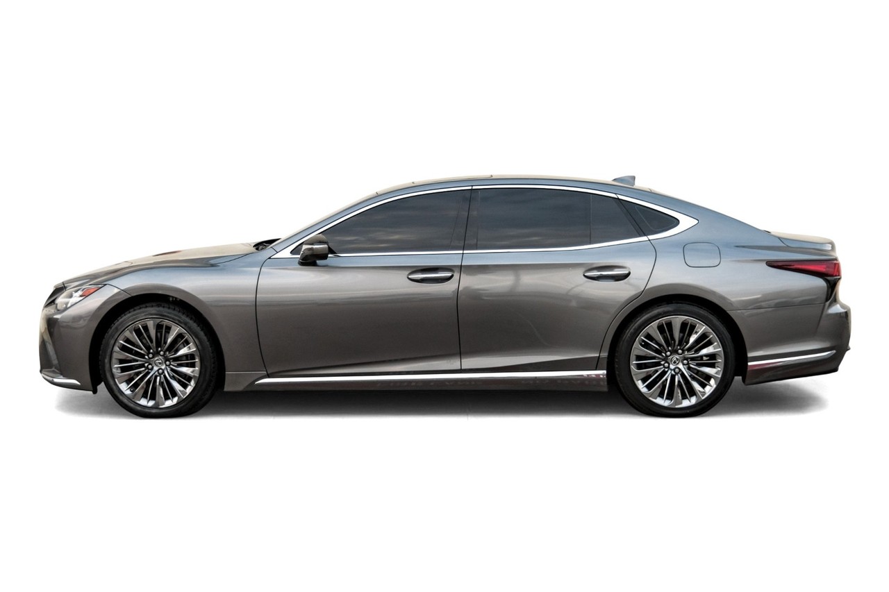 Lexus LS 500 Vehicle Main Gallery Image 12