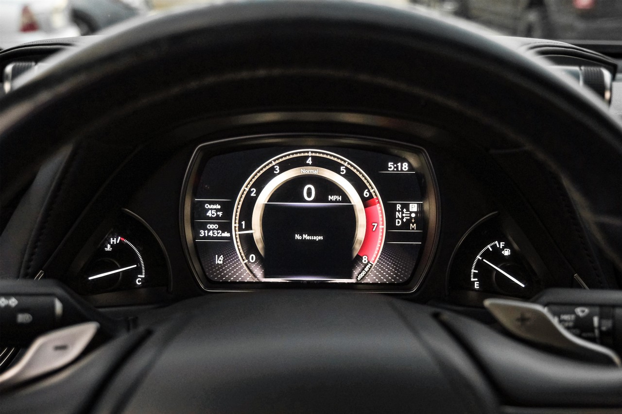 Lexus LS 500 Vehicle Main Gallery Image 20