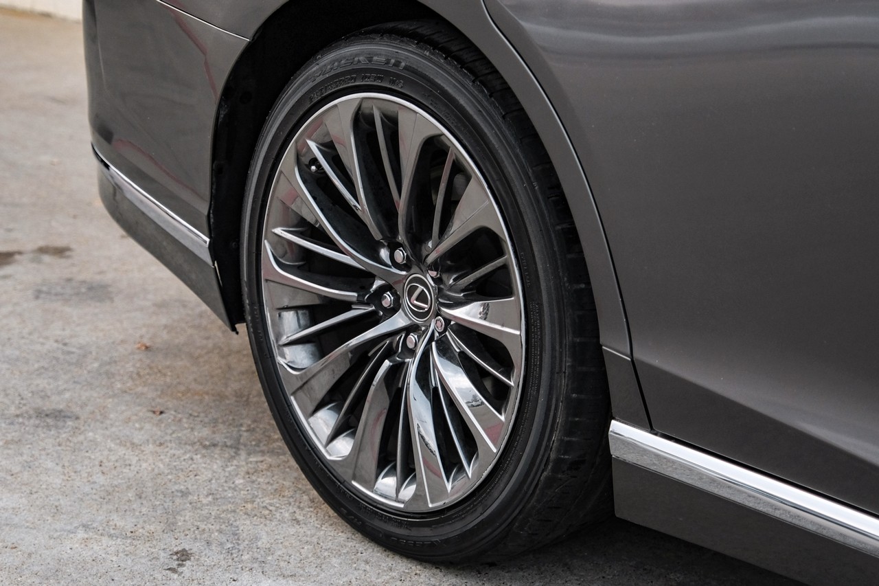 Lexus LS 500 Vehicle Main Gallery Image 59