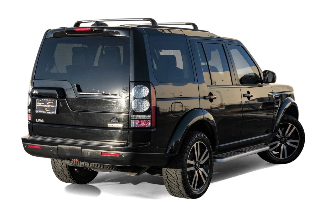 Land Rover LR4 Vehicle Main Gallery Image 09