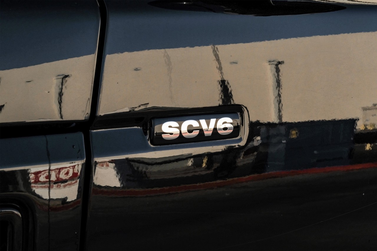 Land Rover LR4 Vehicle Main Gallery Image 60