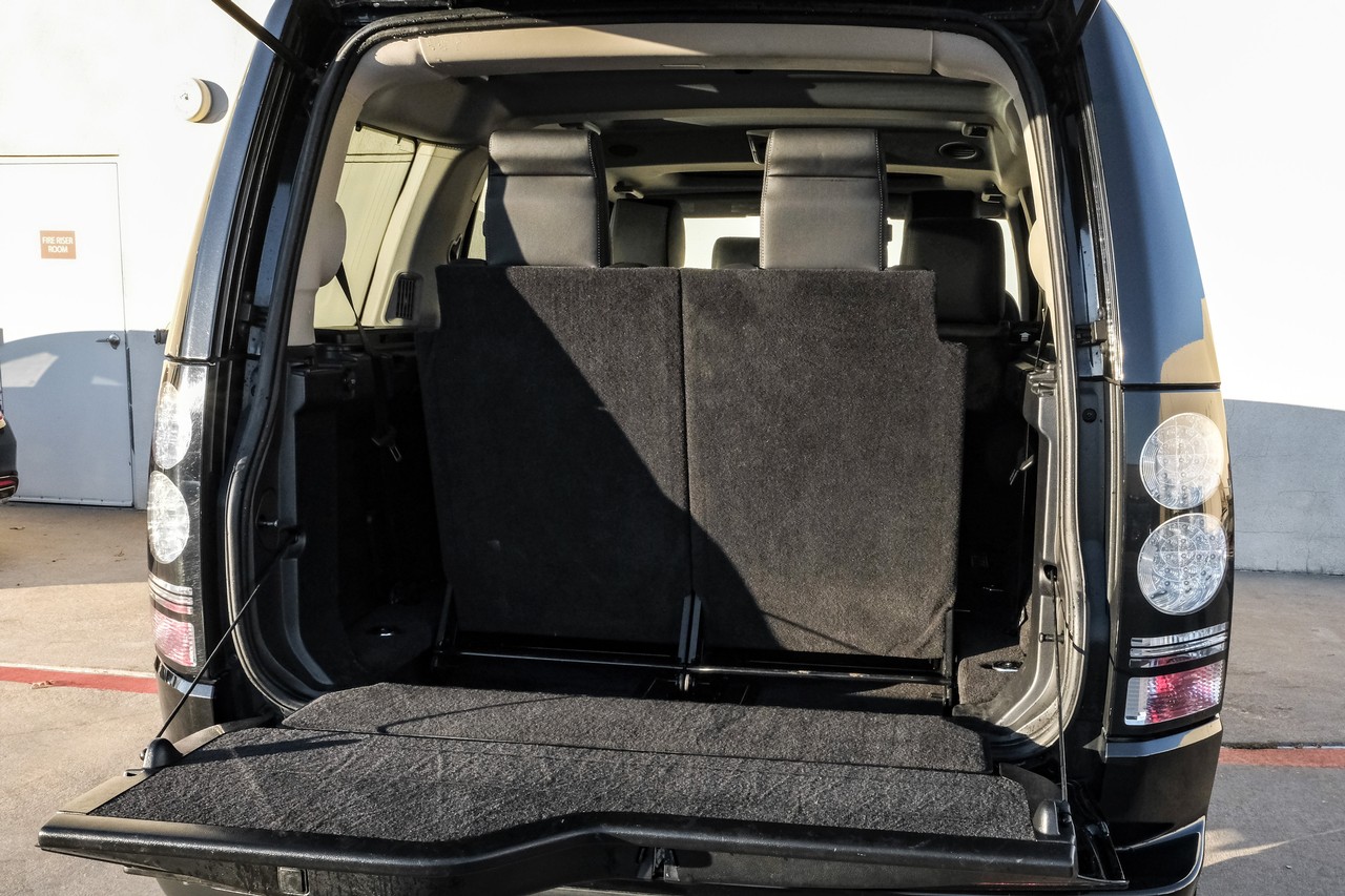 Land Rover LR4 Vehicle Main Gallery Image 61